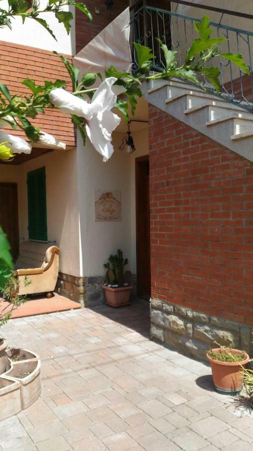 Locazione Turistica Casa Vacanza Lola Кастилион Фиорентино Екстериор снимка
